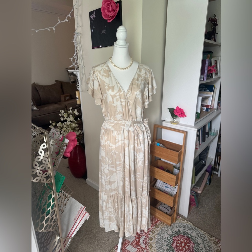 Flutter Sleeve Maxi Dress